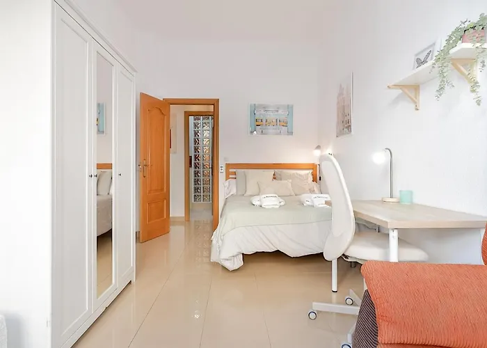 Апартаменты C10 Spacious 5 Bedroom In Soho *