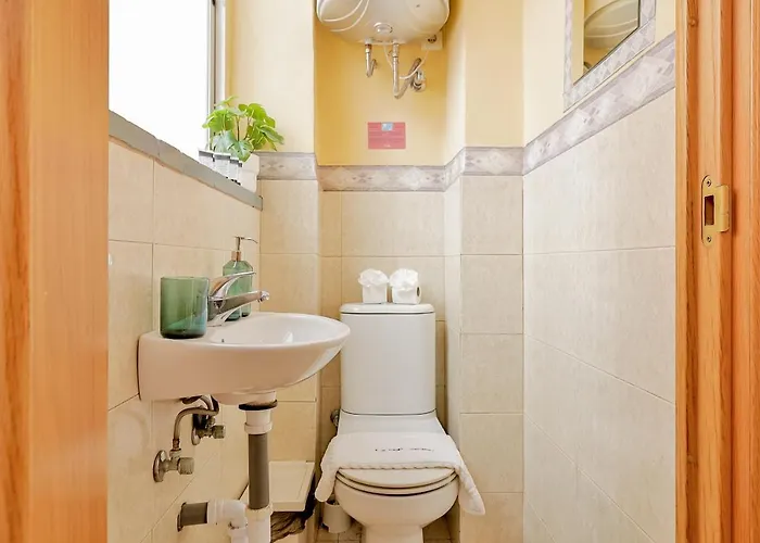 C10 Spacious 5 Bedroom In Soho Апартаменты