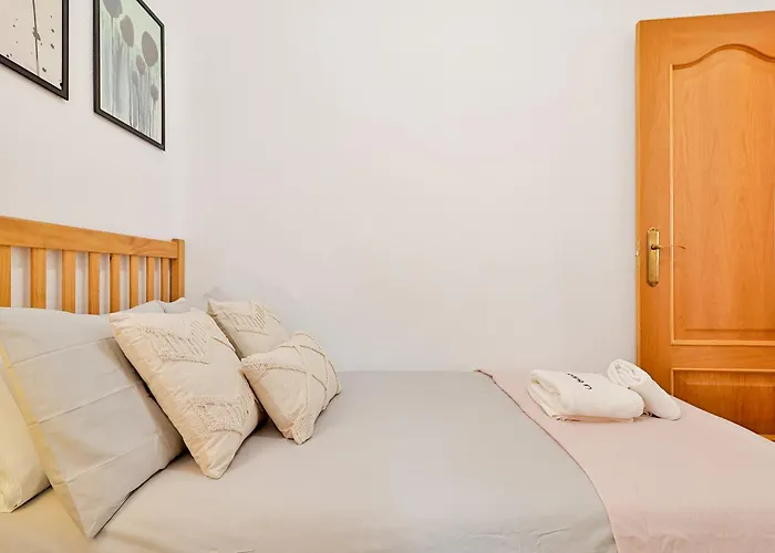 Апартаменты C10 Spacious 5 Bedroom In Soho *
